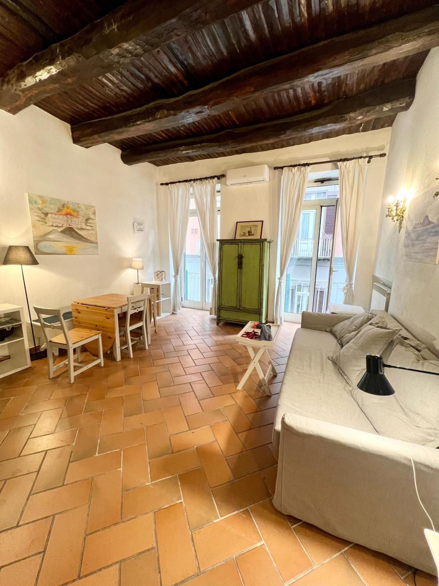 La Casa Di Licia A Due Passi Da Piazza Del Plebiscito Apartment *